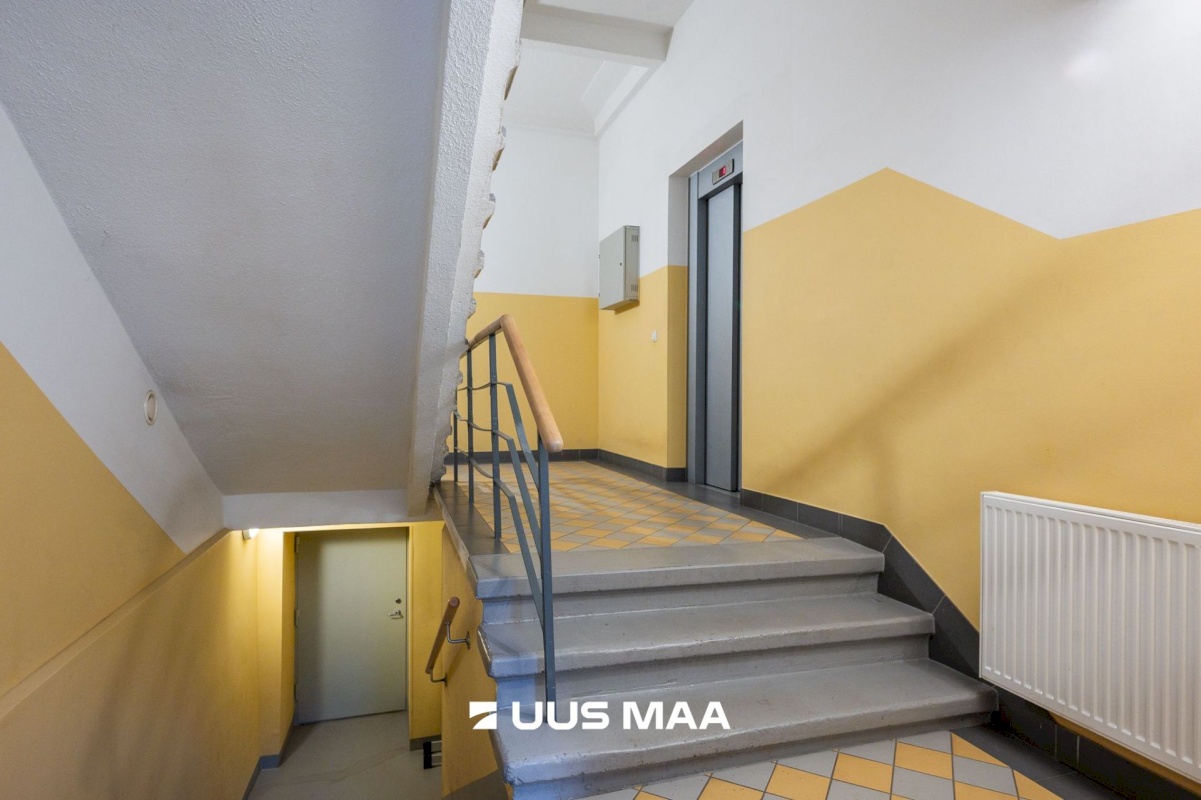 Tartu linn, Tartu linn, Kesklinn, Ülikooli 6