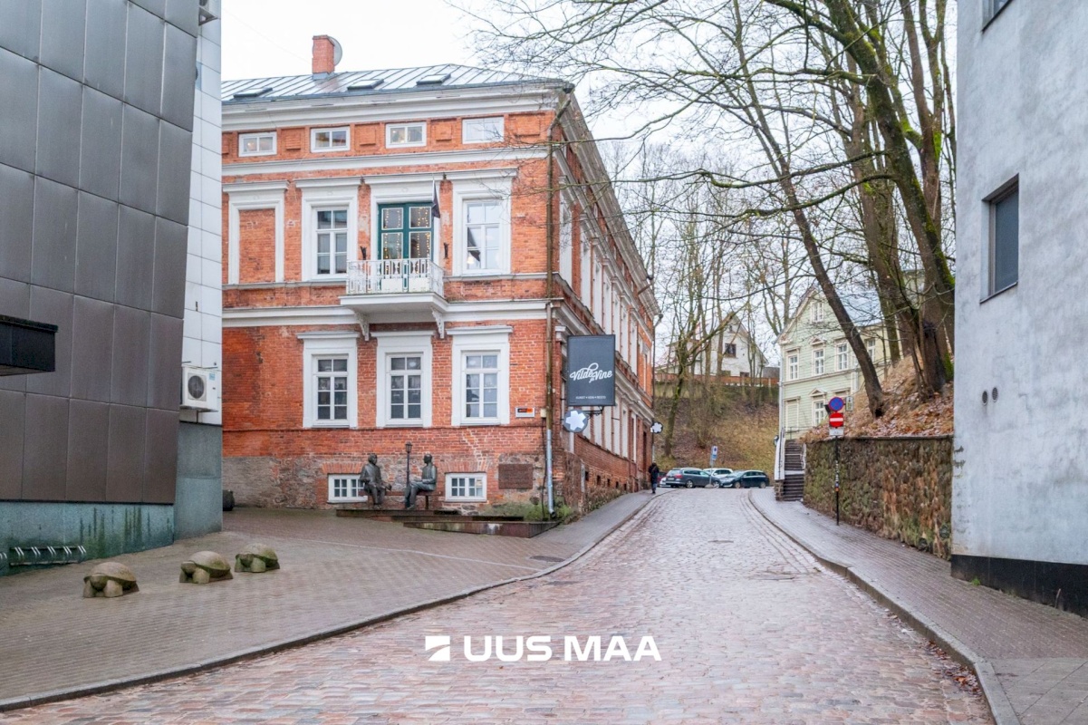 Tartu linn, Tartu linn, Kesklinn, Ülikooli 6