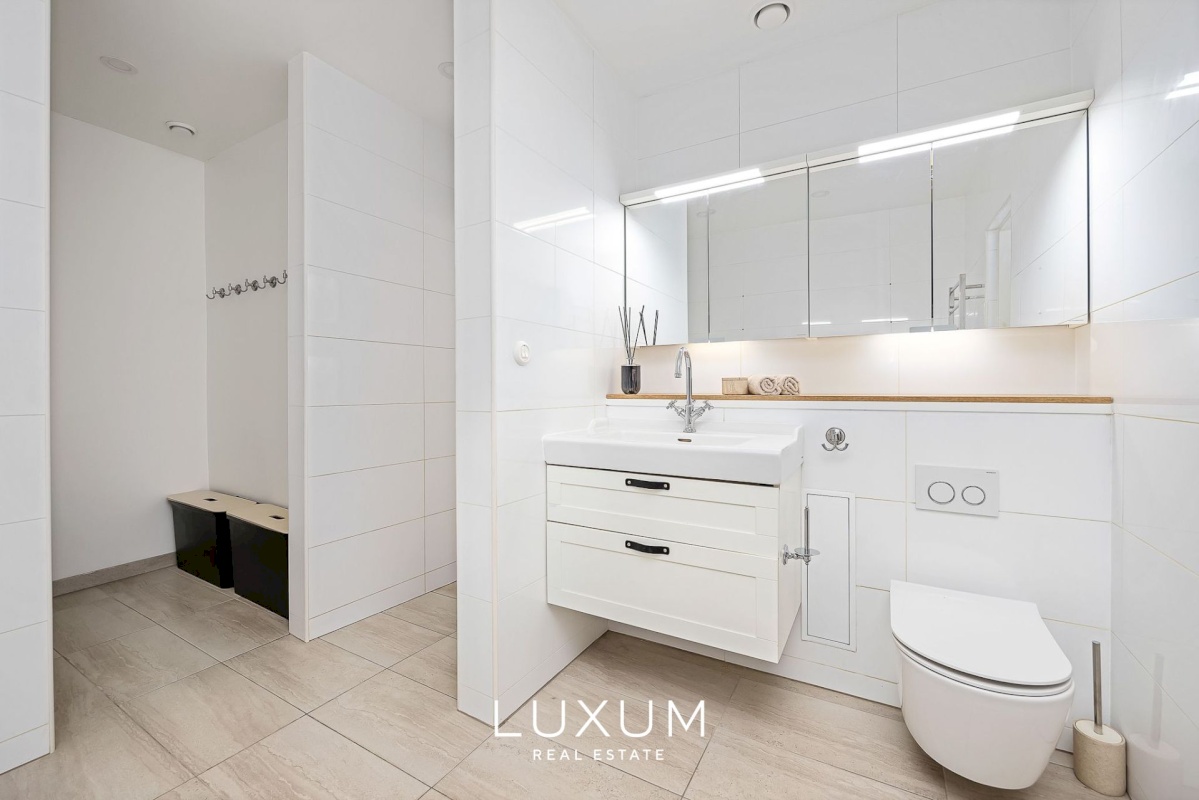 Tallinn, Kesklinna linnaosa, Vanalinna, Uus tn 17