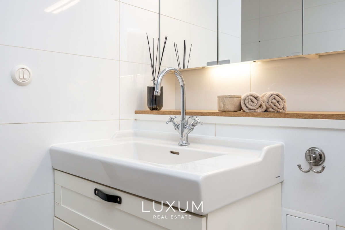 Tallinn, Kesklinna linnaosa, Vanalinna, Uus tn 17