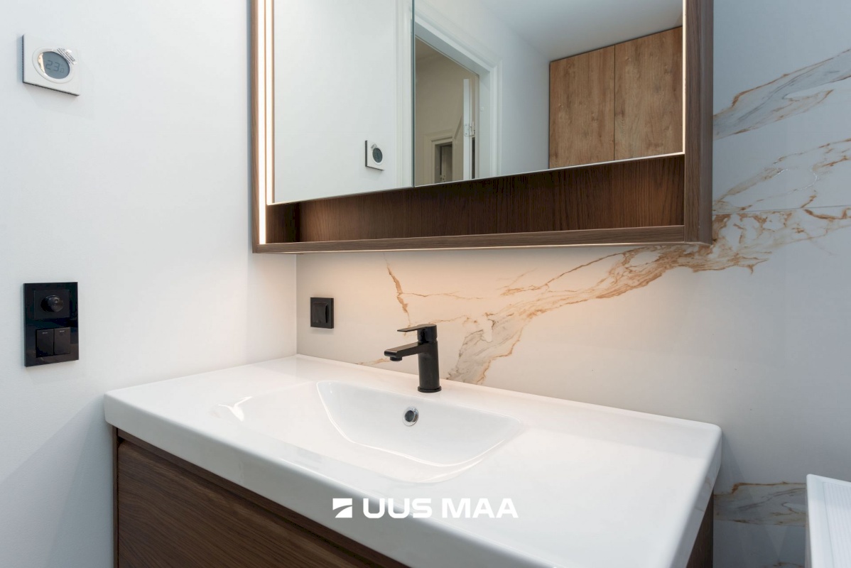 Tallinn, Nõmme linnaosa, Raudtee tn 35