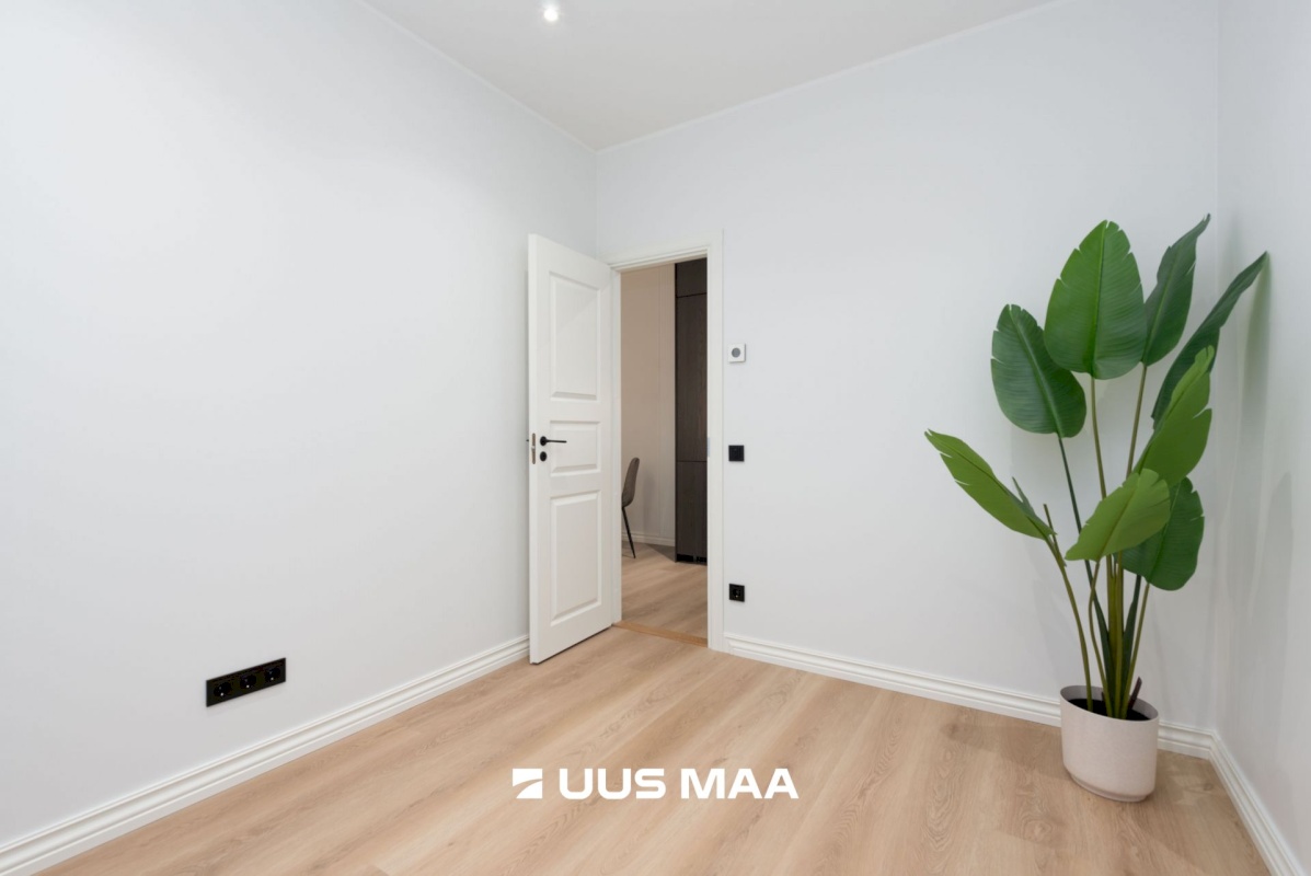 Tallinn, Nõmme linnaosa, Raudtee tn 35