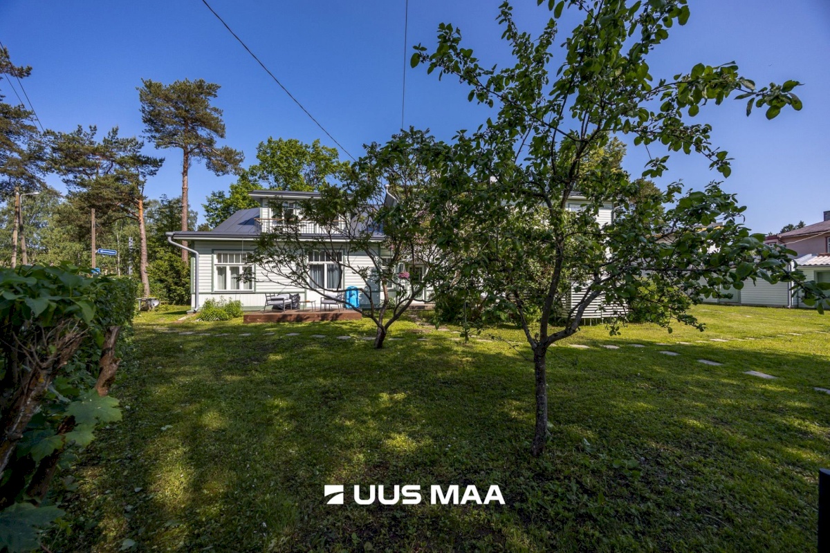 Tallinn, Nõmme linnaosa, Raudtee tn 35