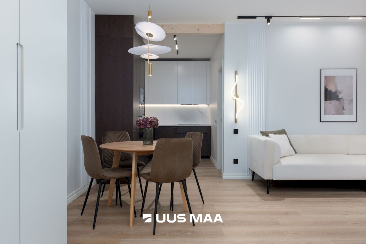 Tallinn, Nõmme linnaosa, Raudtee tn 35