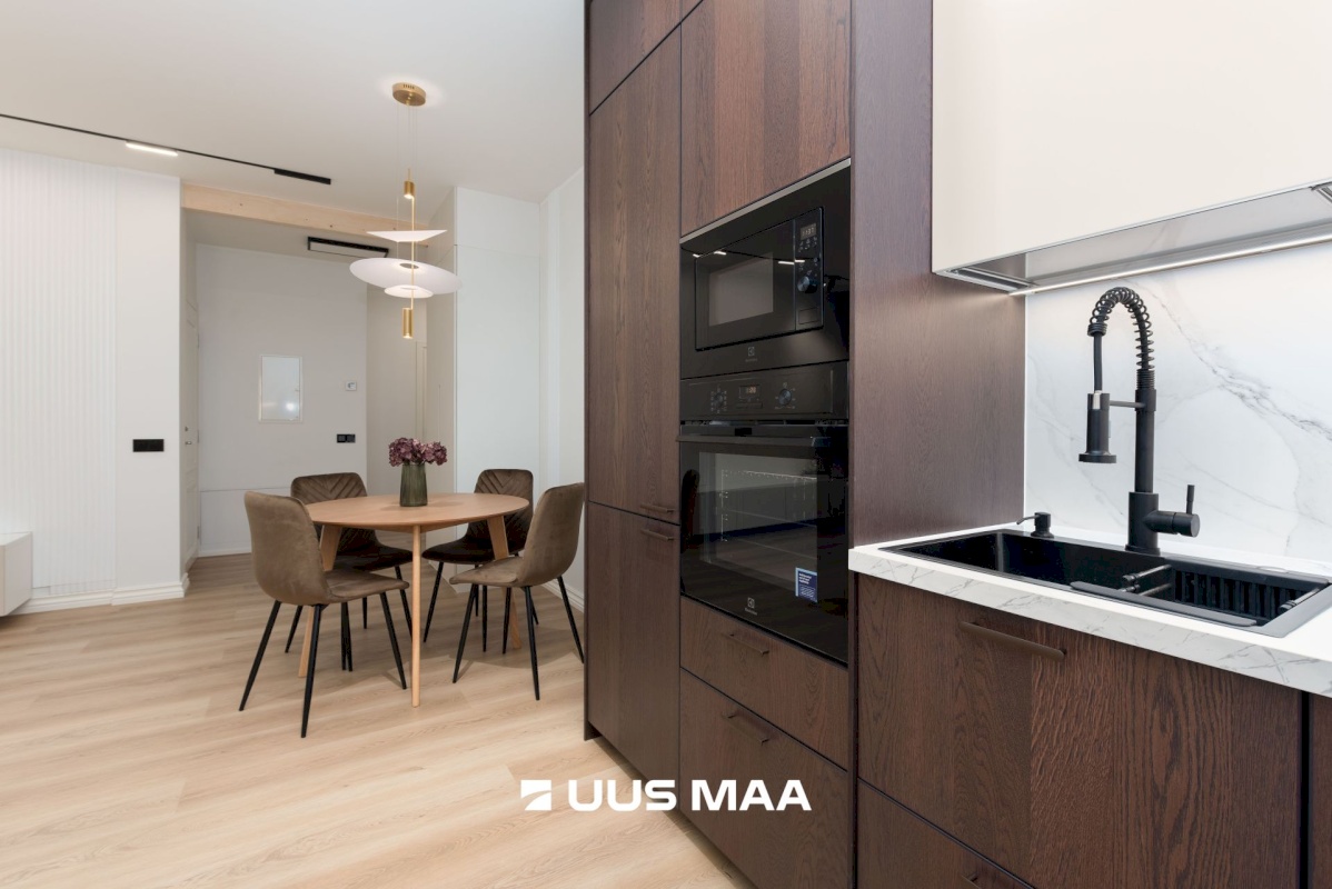 Tallinn, Nõmme linnaosa, Raudtee tn 35