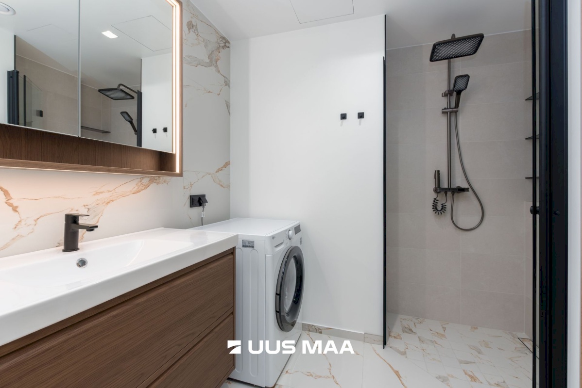 Tallinn, Nõmme linnaosa, Raudtee tn 35