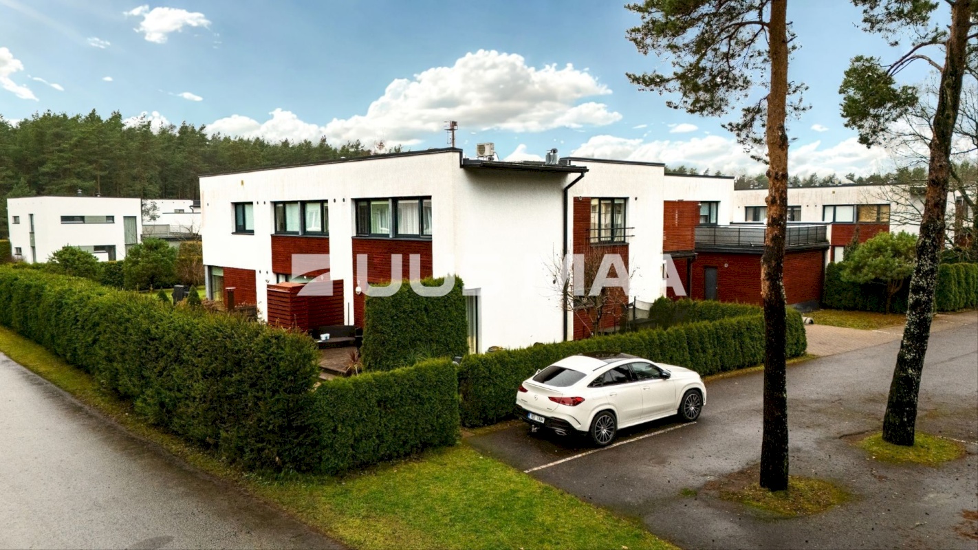 Kiili vald, Kangru alevik, Kullerkupu 9