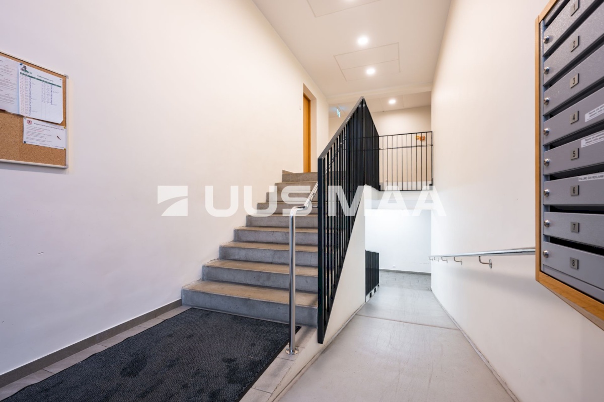 Saue vald, Laagri alevik, Kooli tn 3