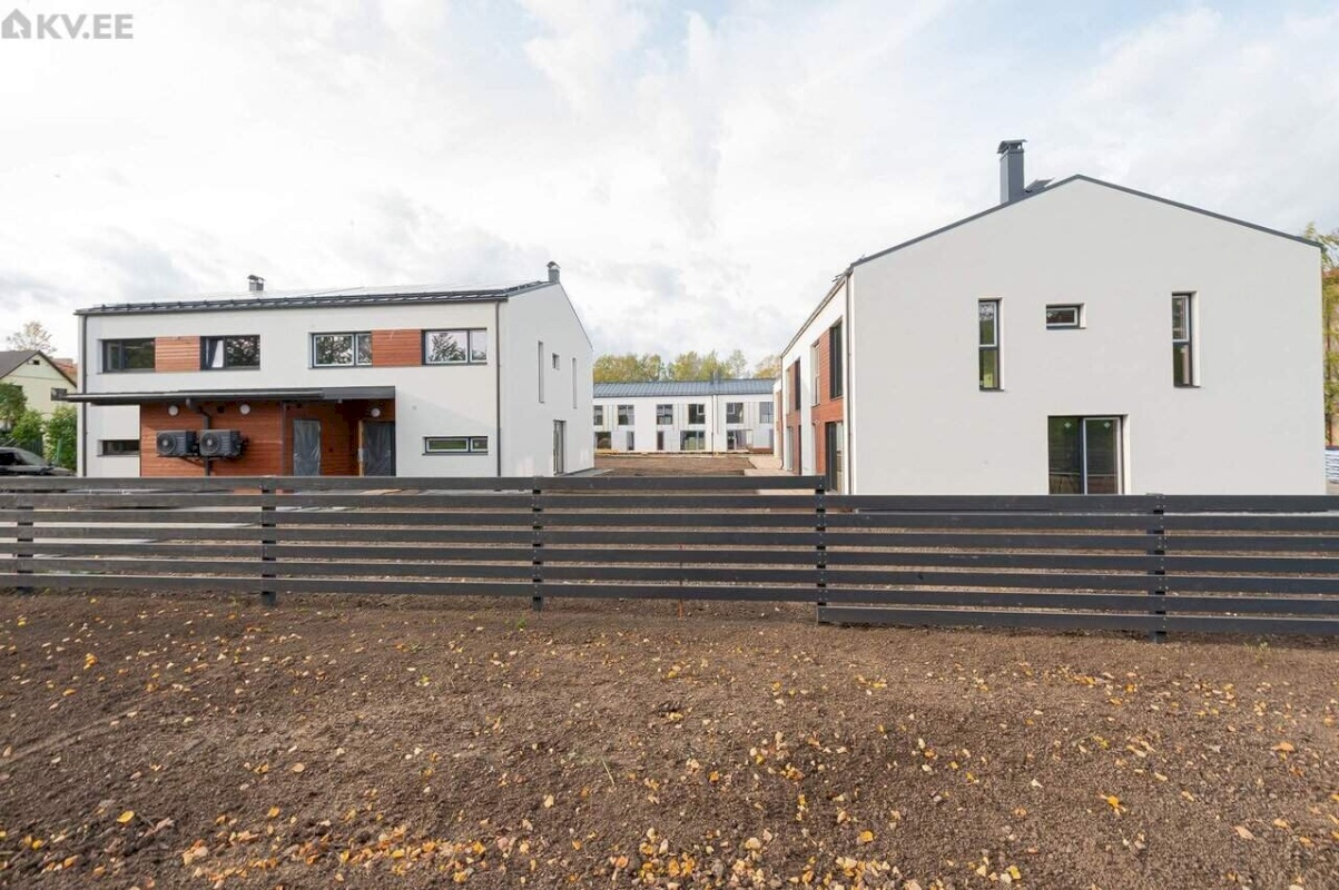 Anija vald, Kehra linn, Aia tn 4-4