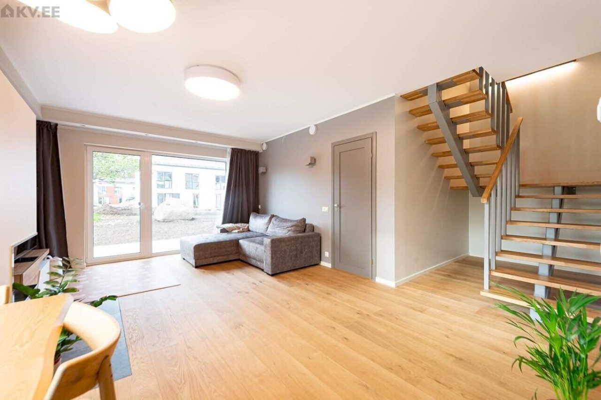 Anija vald, Kehra linn, Aia tn 4-4