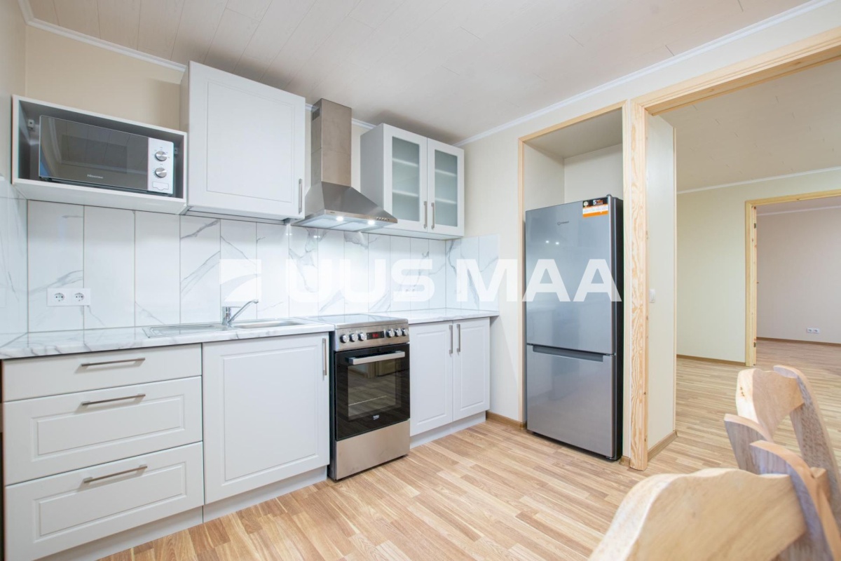 Põhja-Sakala vald, Suure-Jaani linn, Pärnu tn 1