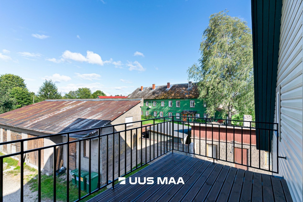 Põhja-Sakala vald, Suure-Jaani linn, Pärnu tn 1