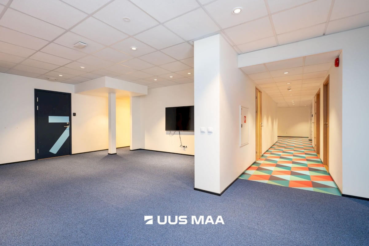 Tallinn, Kesklinna linnaosa, Sadama, Uus-Sadama 21