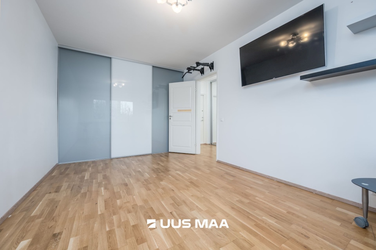 Tallinn, Haabersti linnaosa, Õismäe tee 143