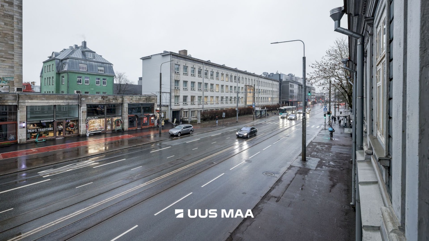 Tallinn, Kesklinna linnaosa, Kadriorg, Narva mnt 32