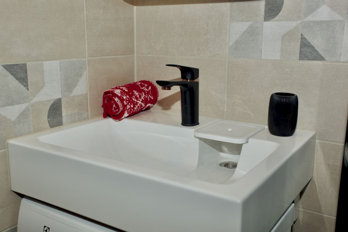 Pärnu linn, Pärnu linn, Ülejõe, Tallinna mnt 2