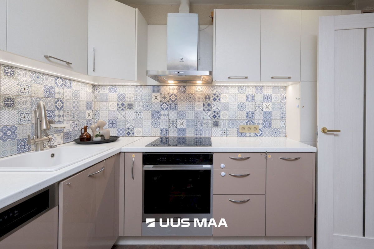 Tallinn, Lasnamäe linnaosa, Kuristiku, Linnamäe tee 2