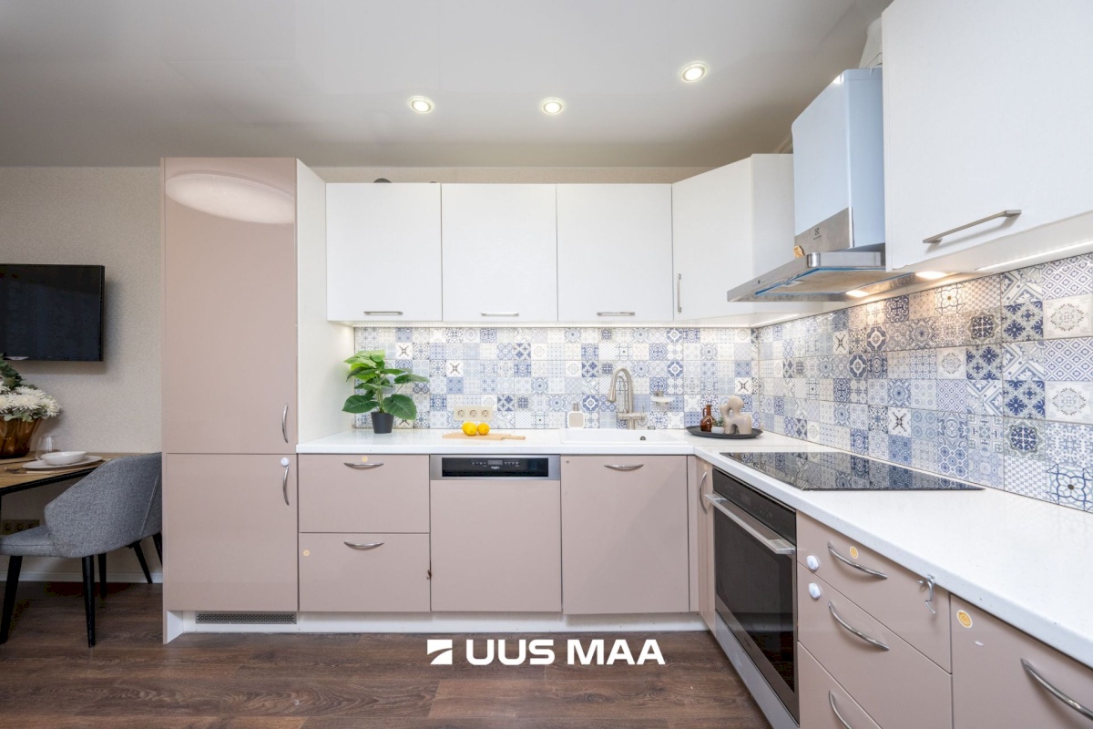 Tallinn, Lasnamäe linnaosa, Kuristiku, Linnamäe tee 2