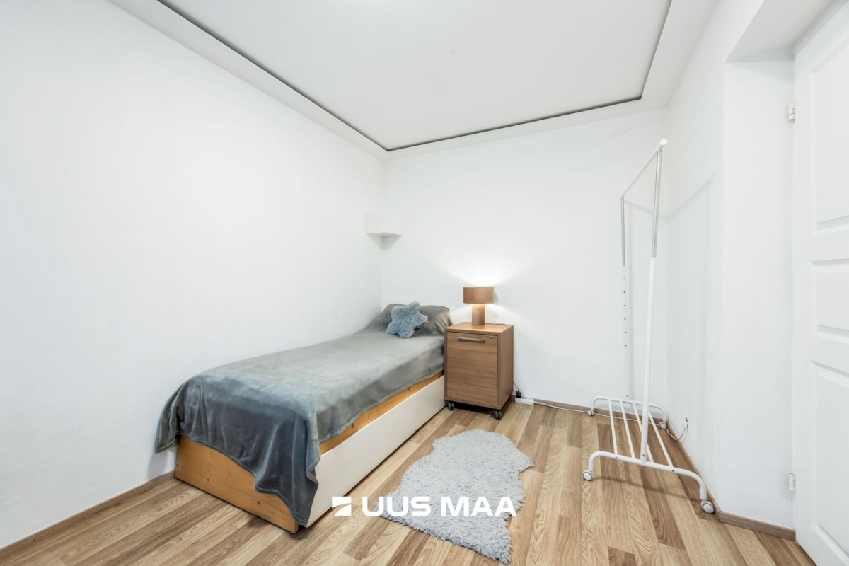 Lääne-Nigula vald, Palivere alevik, Põllu 8