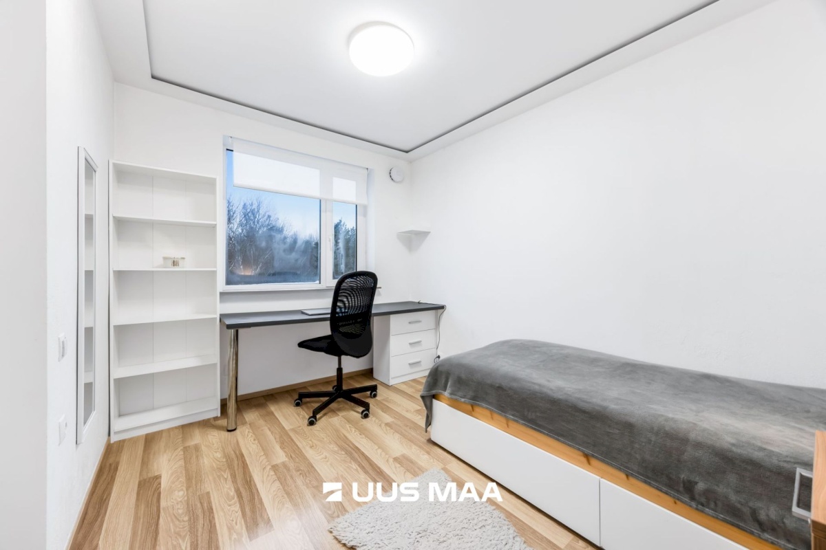 Lääne-Nigula vald, Palivere alevik, Põllu 8