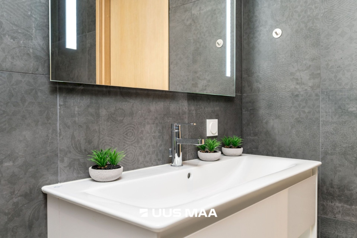 Tallinn, Kesklinna linnaosa, Kassisaba, Paldiski mnt 21