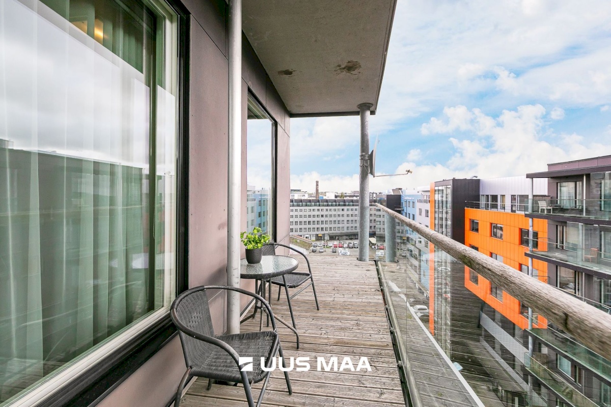 Tallinn, Kesklinna linnaosa, Hobujaama 10