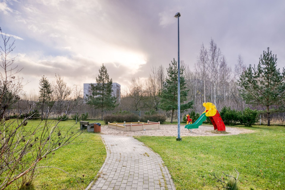 Tallinn, Mustamäe linnaosa, Kadaka pst 140