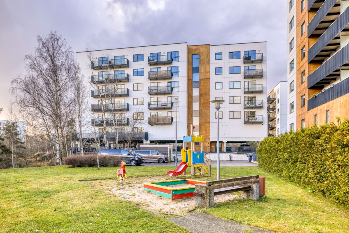 Tallinn, Mustamäe linnaosa, Kadaka pst 140