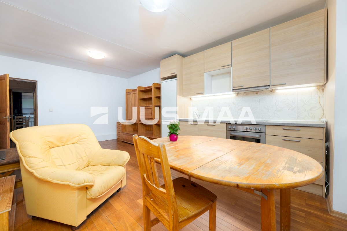 Tallinn, Kesklinna linnaosa, Kadriorg, Raua 55