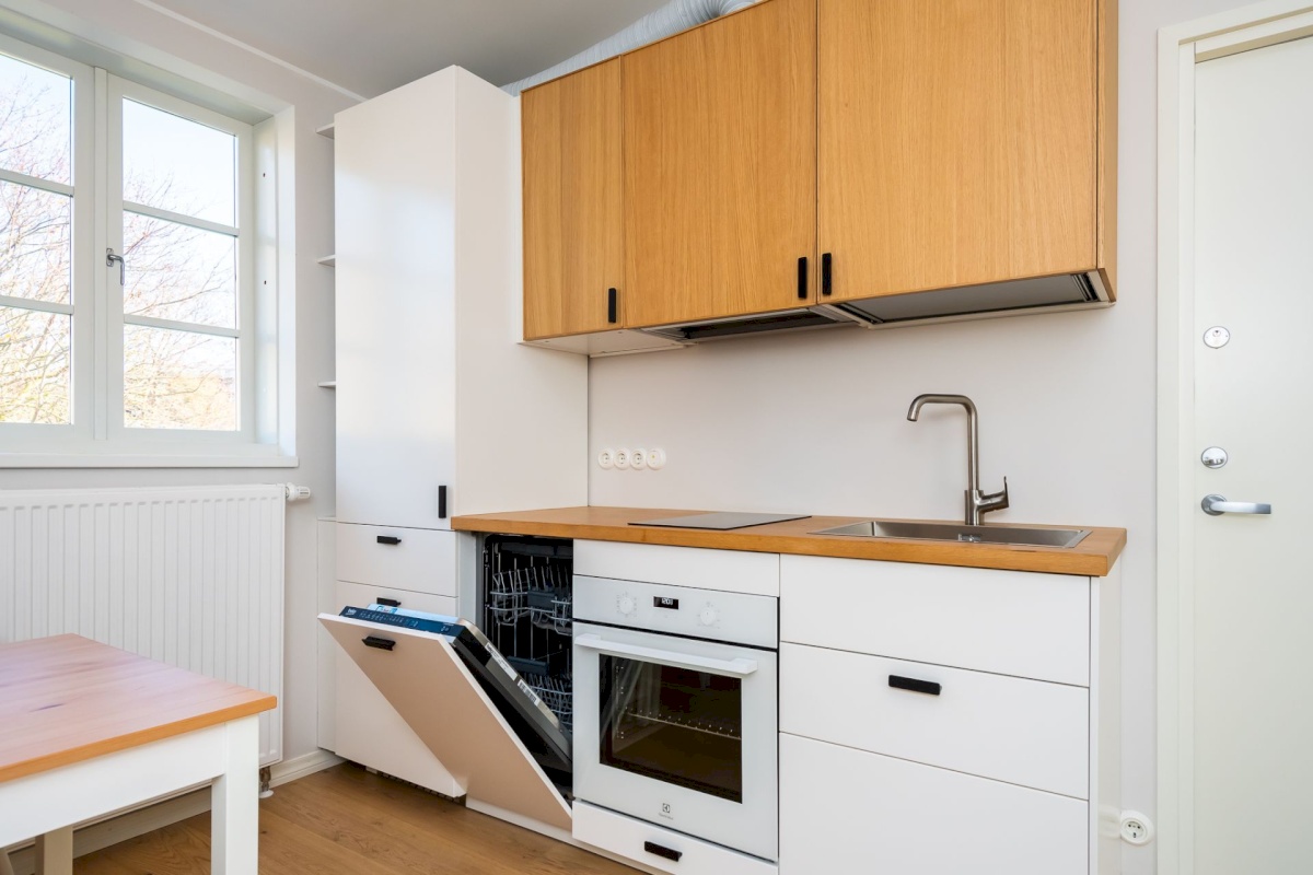 Tallinn, Kesklinna linnaosa, Uus Maailm, Luha 9