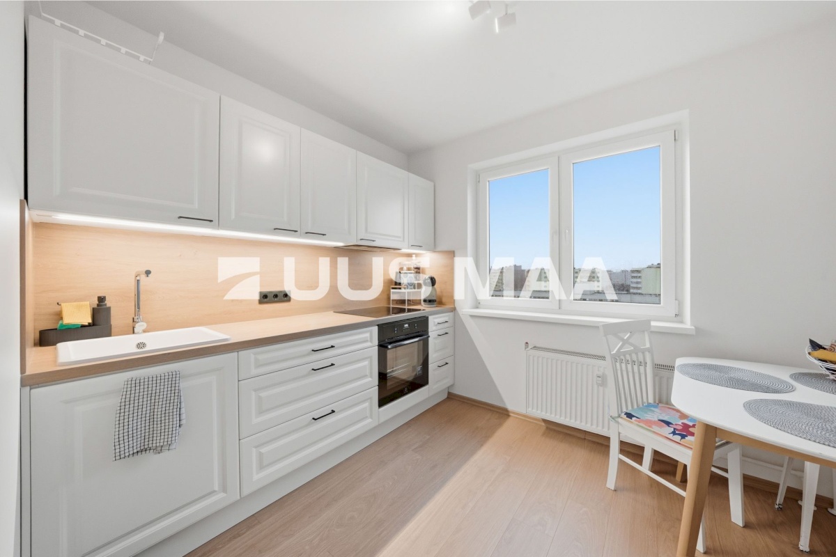 Tallinn, Lasnamäe linnaosa, Linnamäe tee 12