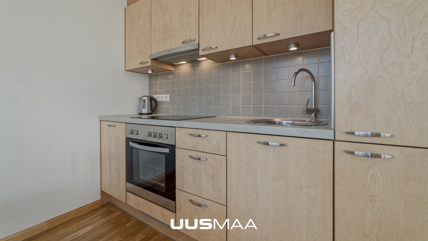 Tallinn, Kesklinna linnaosa, Pärnu mnt 27