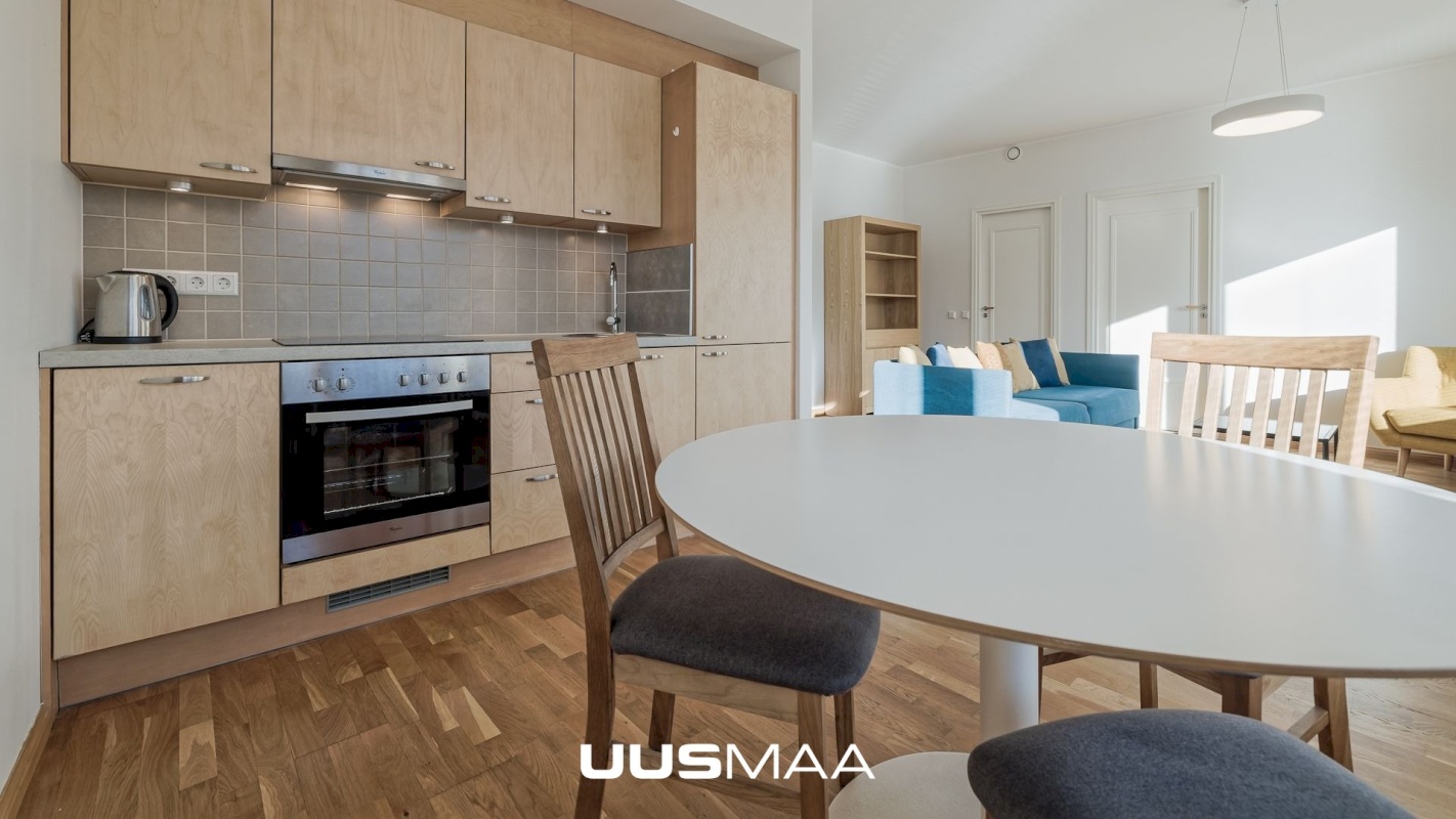 Tallinn, Kesklinna linnaosa, Pärnu mnt 27