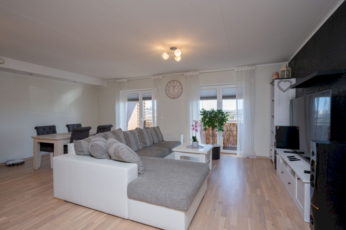 Tartu vald, Raadi alev, Kaupmehe 21