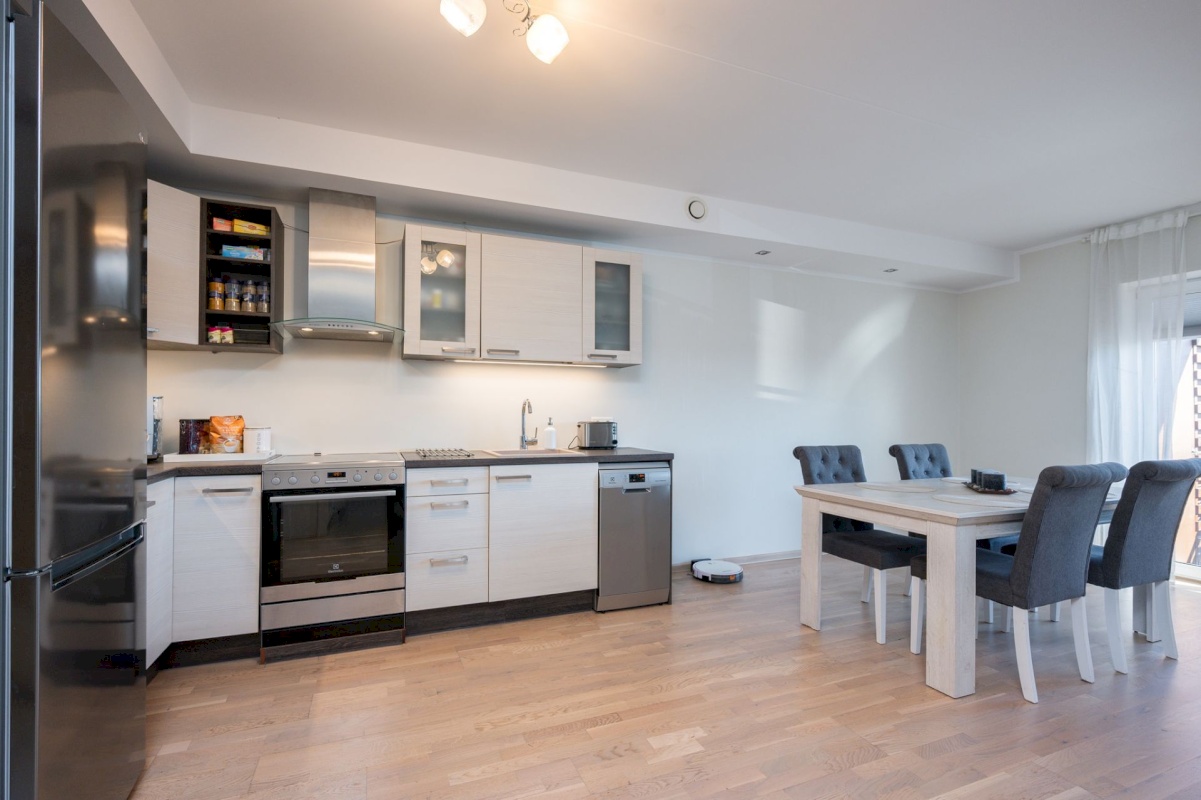 Tartu vald, Raadi alev, Kaupmehe 21