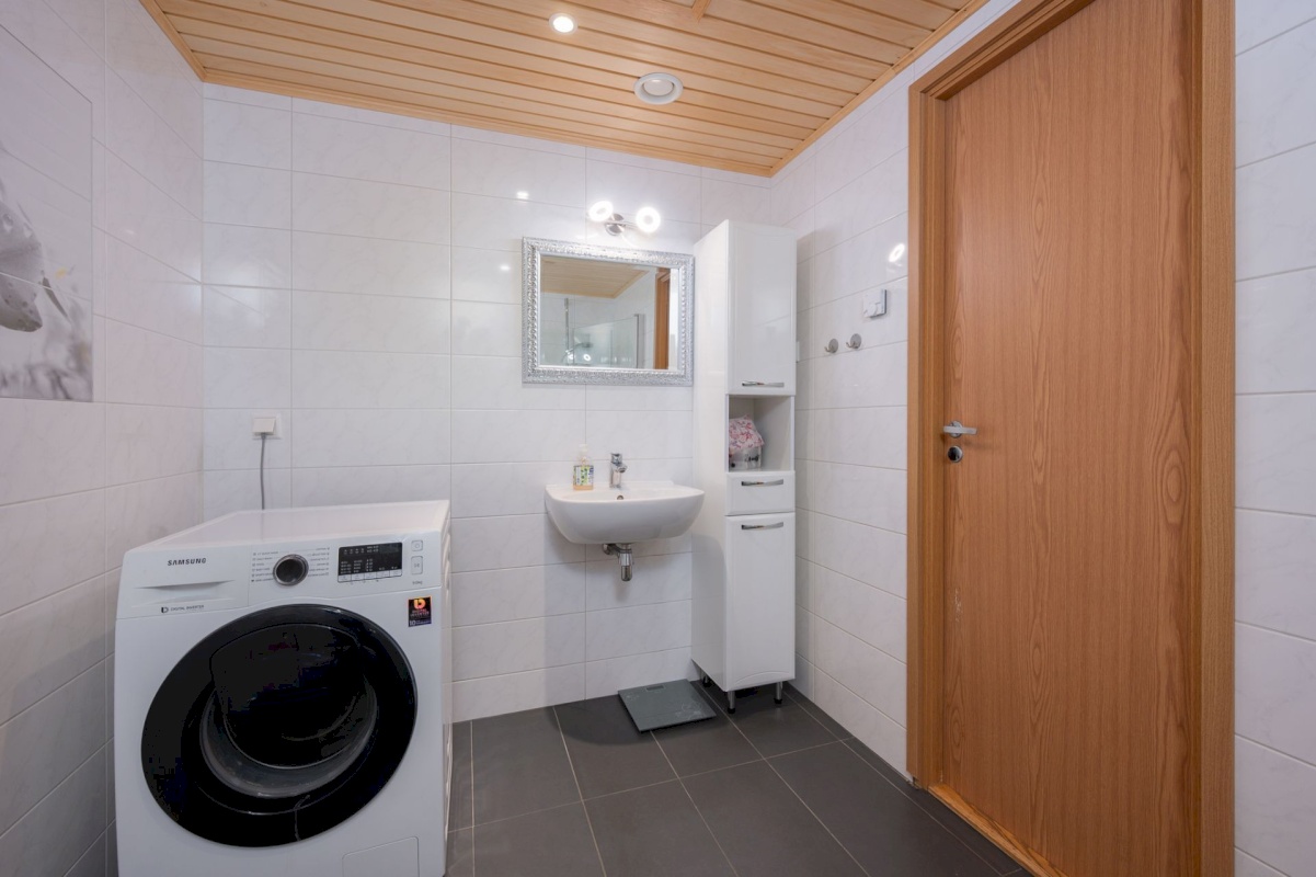 Tartu linn, Tartu linn, Raadi-Kruusamäe, Kaupmehe 21