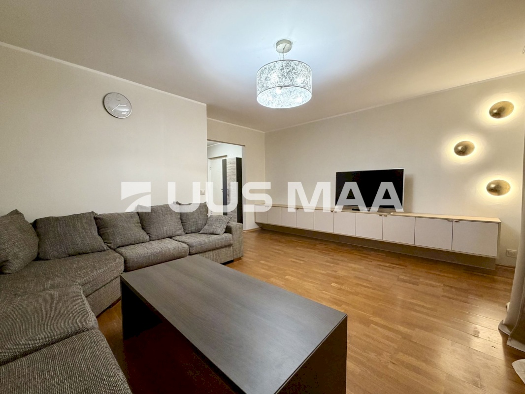 Viljandi linn, Männimäe, Riia mnt 45