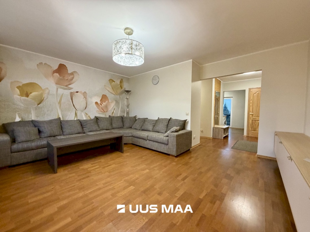 Viljandi linn, Männimäe, Riia mnt 45