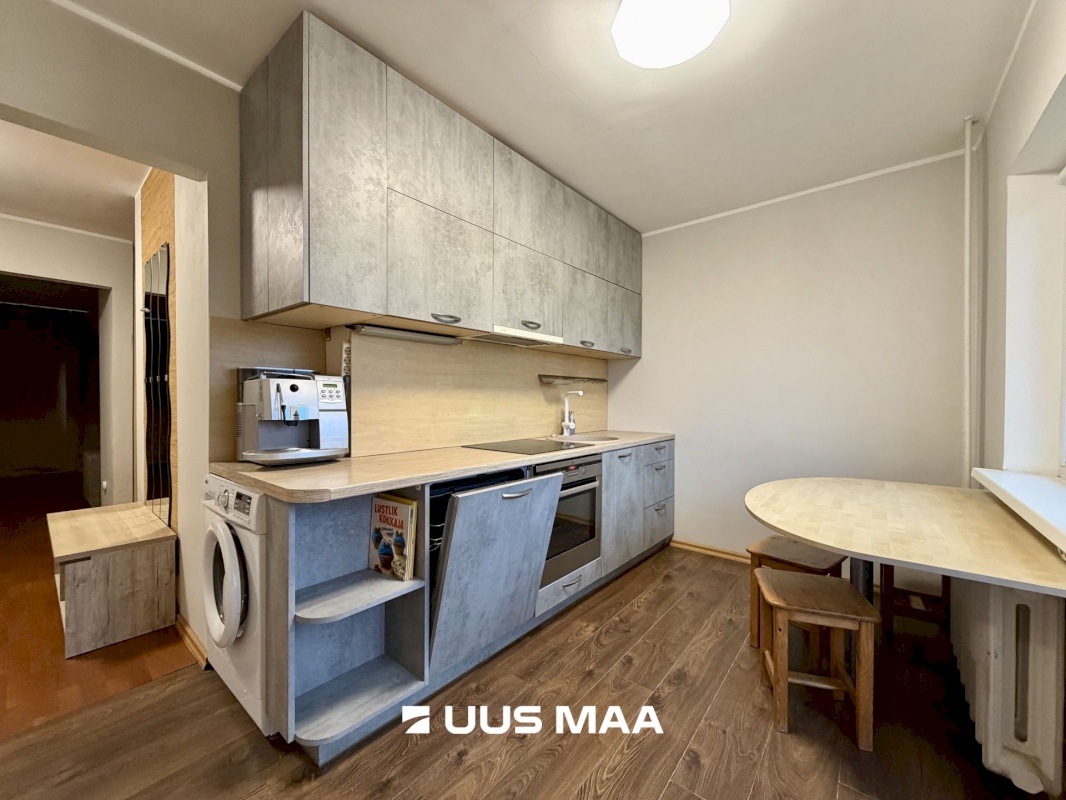 Viljandi linn, Männimäe, Riia mnt 45