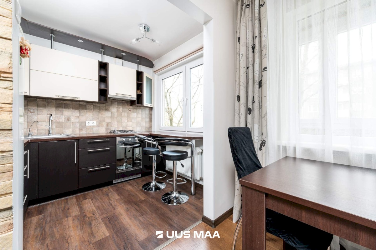 Tallinn, Lasnamäe linnaosa, Majaka tn 8