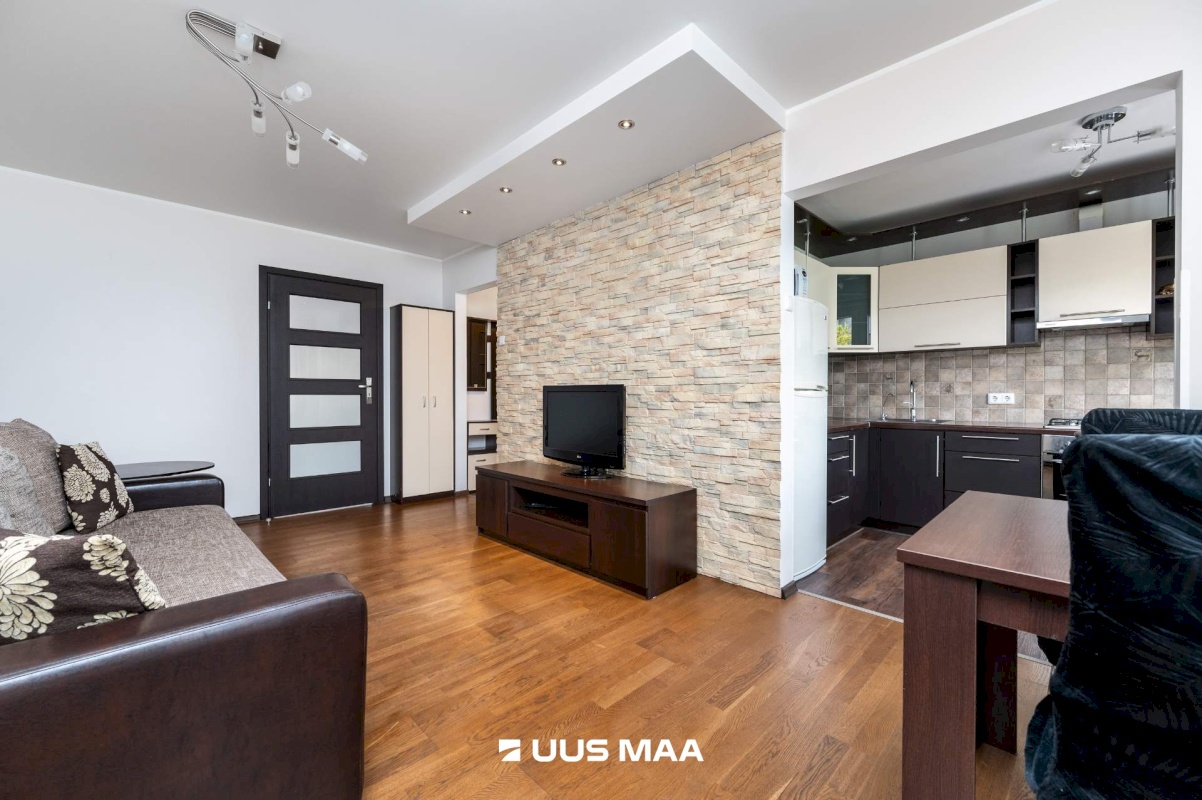 Tallinn, Lasnamäe linnaosa, Majaka tn 8