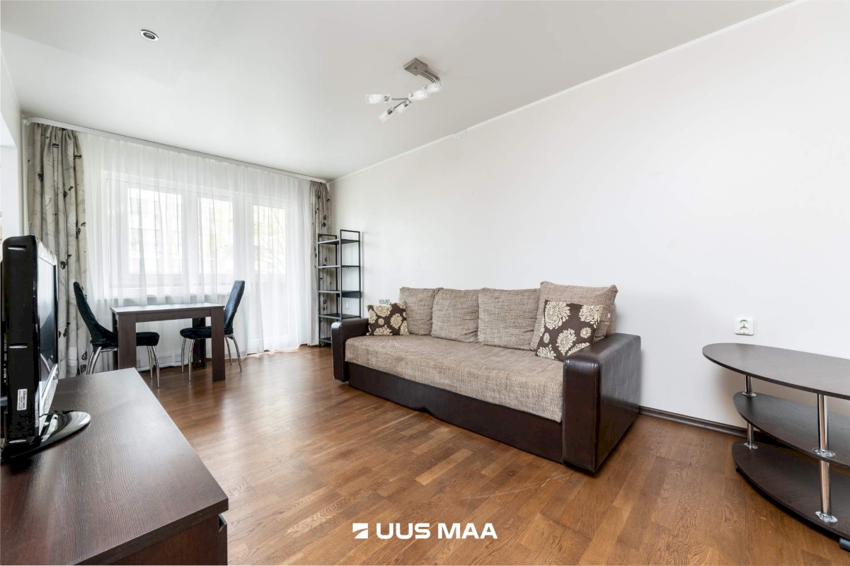 Tallinn, Lasnamäe linnaosa, Majaka tn 8