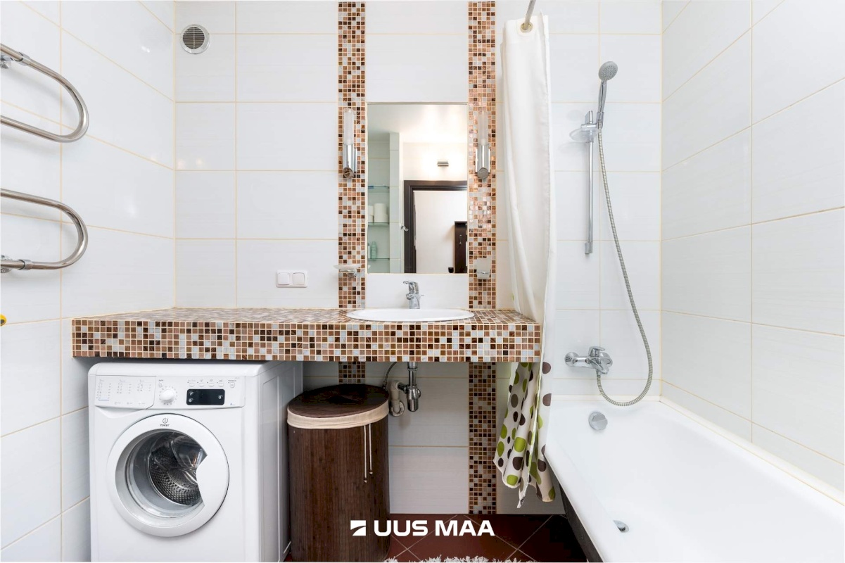 Tallinn, Lasnamäe linnaosa, Majaka tn 8