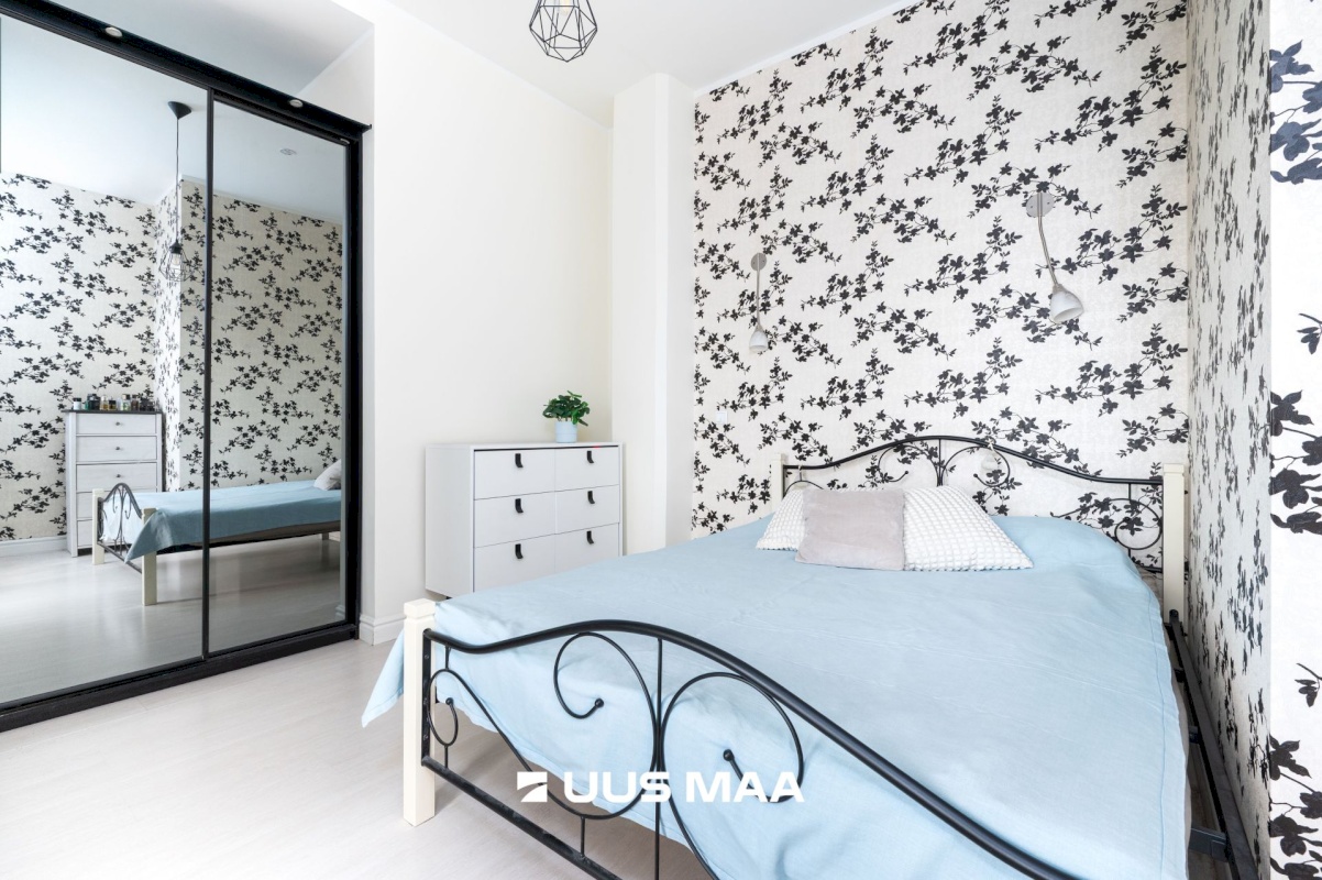 Tallinn, Kesklinna linnaosa, Raua, F. R. Kreutzwaldi tn 13