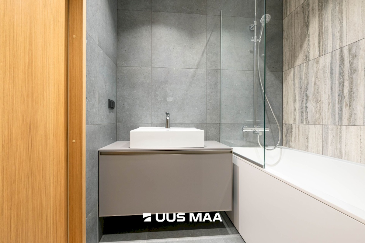 Tallinn, Kesklinna linnaosa, Tartu mnt 44-14 AVALON