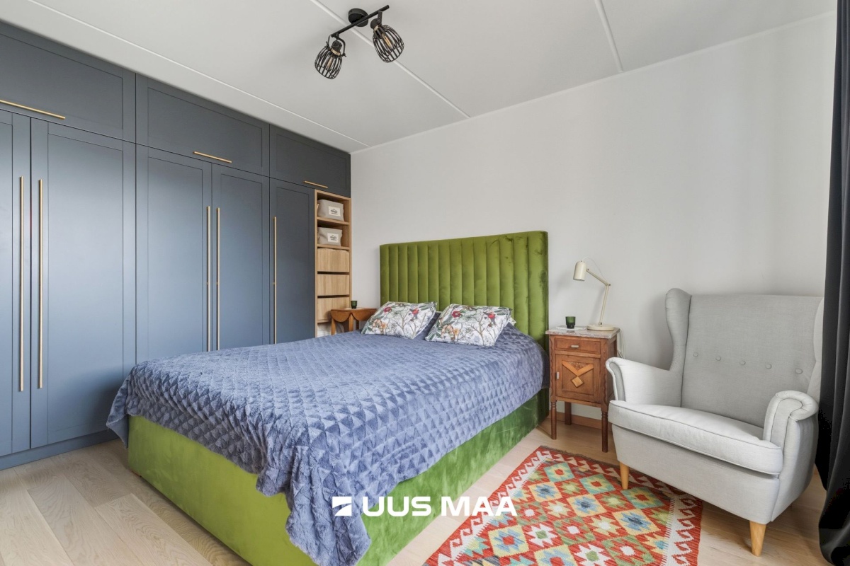 Tallinn, Kesklinna linnaosa, Torupilli, C. R. Jakobsoni 7/1