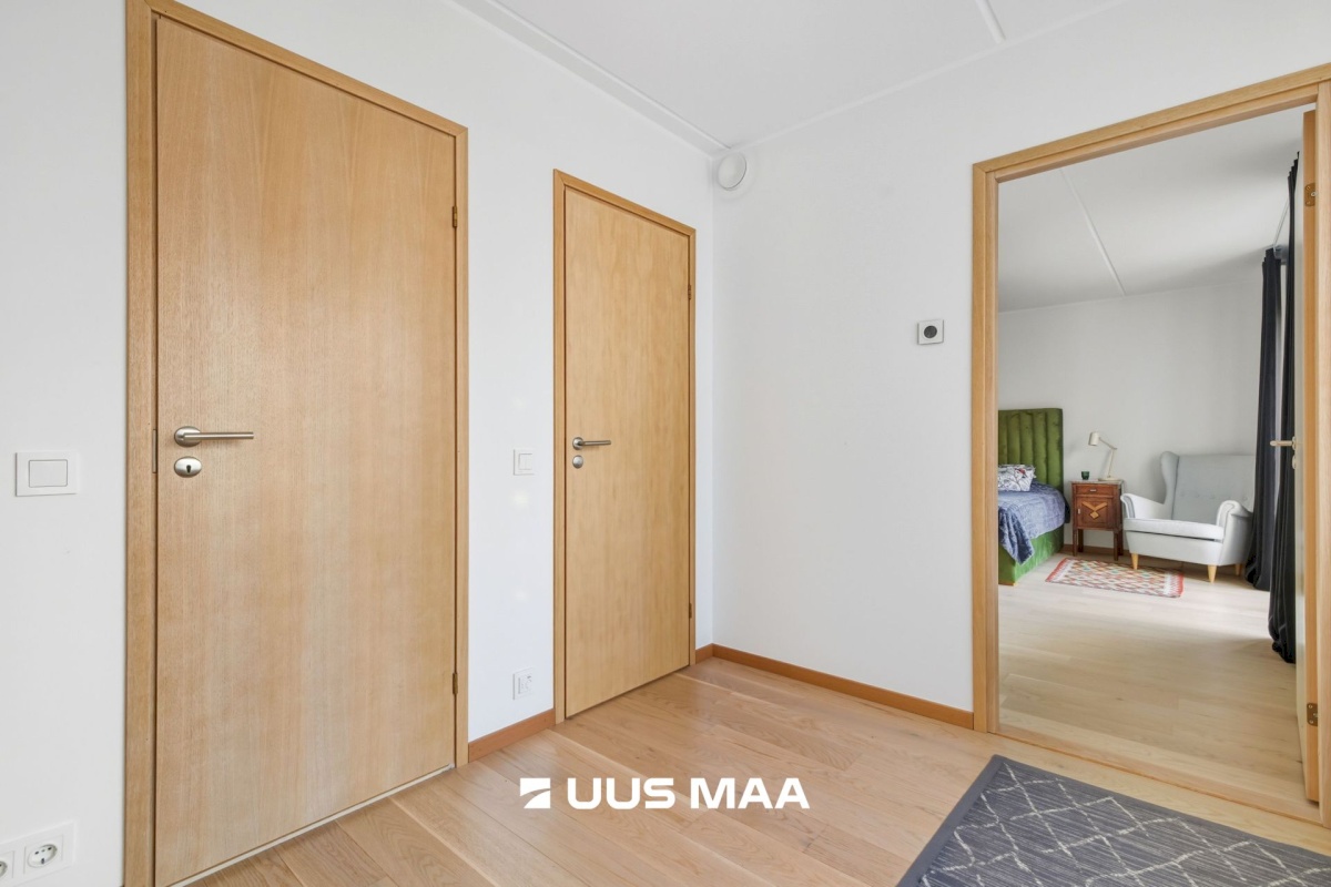 Tallinn, Kesklinna linnaosa, Torupilli, C. R. Jakobsoni 7/1