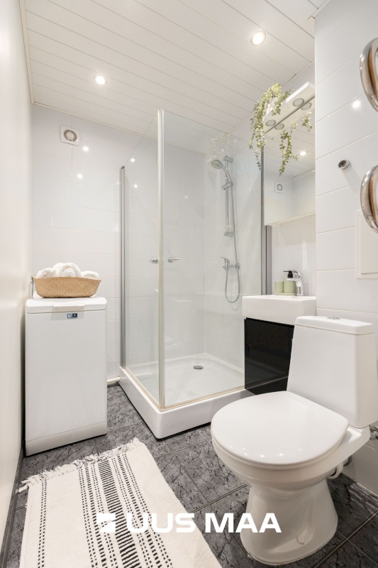 Tallinn, Mustamäe linnaosa, Kadaka, Kadaka tee 165