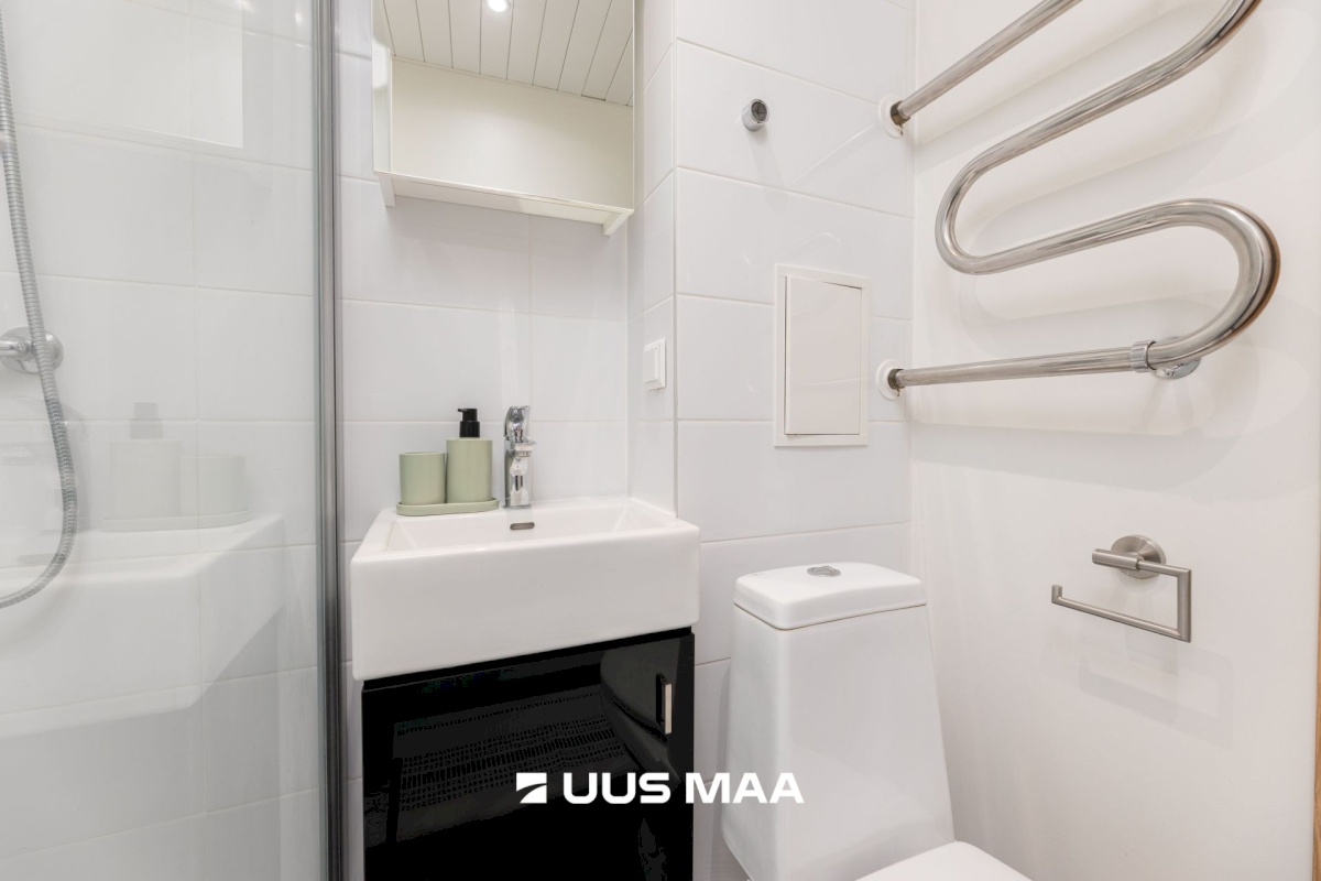 Tallinn, Mustamäe linnaosa, Kadaka, Kadaka tee 165