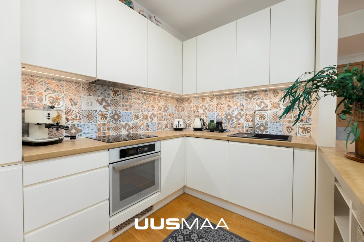 Tallinn, Kristiine linnaosa, Tihase 25